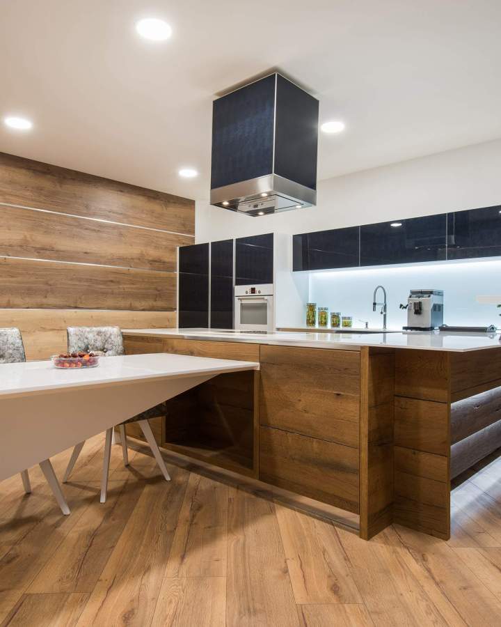 shutterstock 716890084 copy